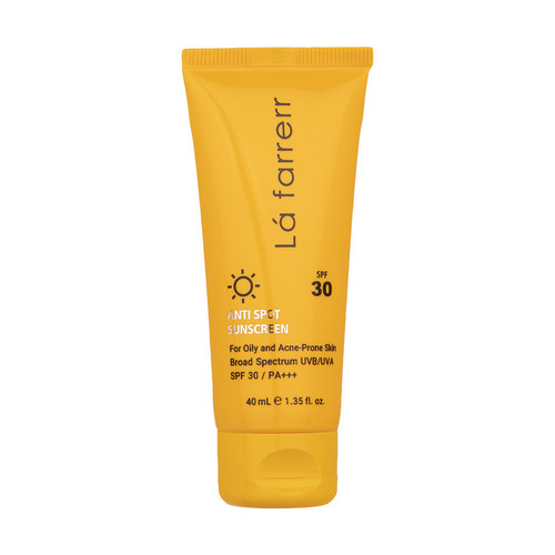 کرم ضدآفتاب و ضدلک بیرنگ لافارر مدل SPF30، مناسب پوستهای چرب، حجم 40 میلیلیتر